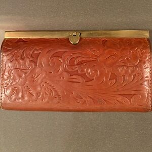 Patricia Nash wallet